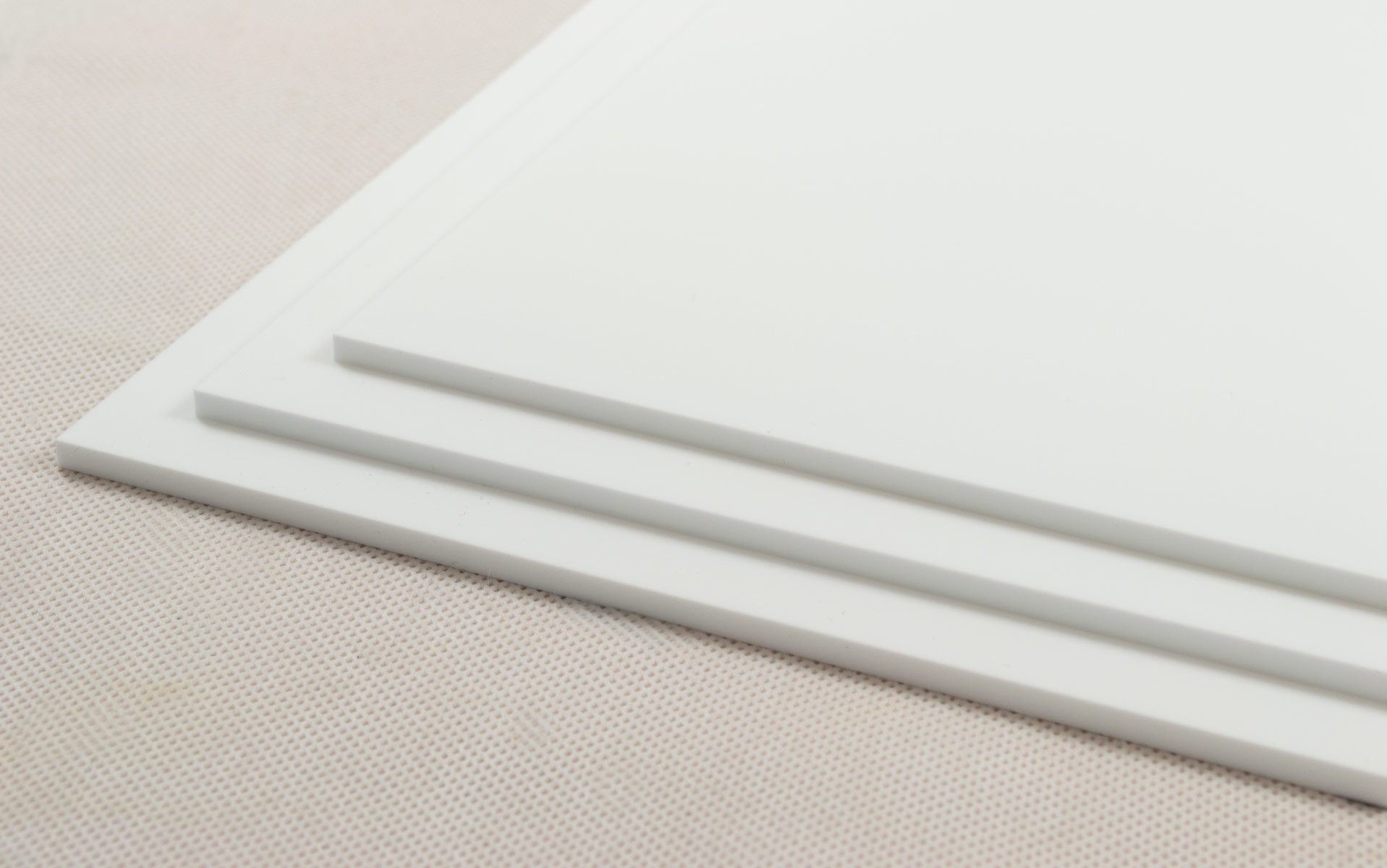 MATTE WHITE ACRYLIC SHEETS 3mm IN VARIOUS SIZES 