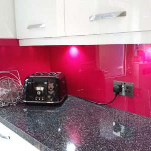 Magenta Pink Acrylic Kitchen Splashback (Gloss Finish)