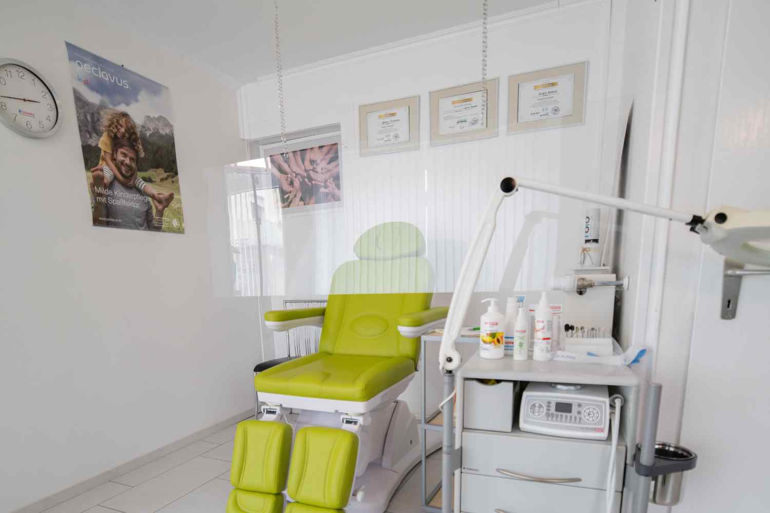 Using Sheet Material In Healthcare| Cut Plastic Sheeting